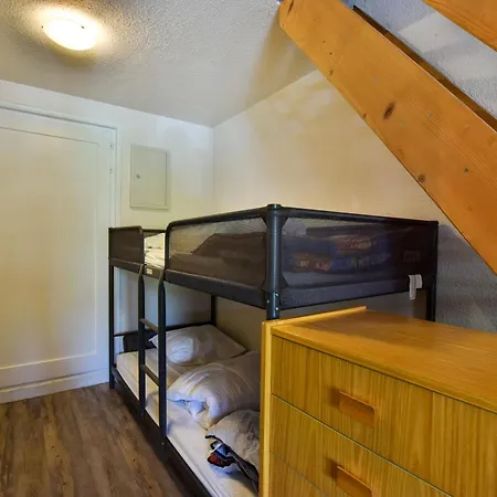 Duplex Avec Balcon Et Parking à Bernex, Proche Remontées Mécaniques - Fr-1-498-36 Bernex