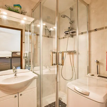 Bernex, 1 Pièce, 4 Personnes - Fr-1-498-36 Appartement